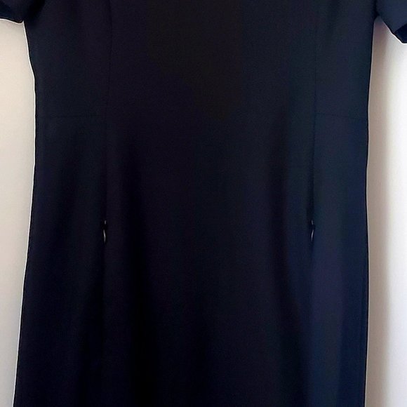 NWT * Black Fitted Dress s/s Zip Pockets Knee Length Office Career Business Wear - Picture 4 of 6
